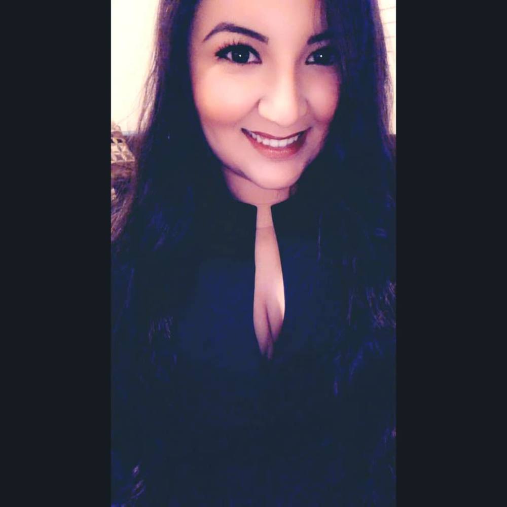 Meet your Posher, Stacy